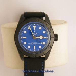TUDOR Black Bay